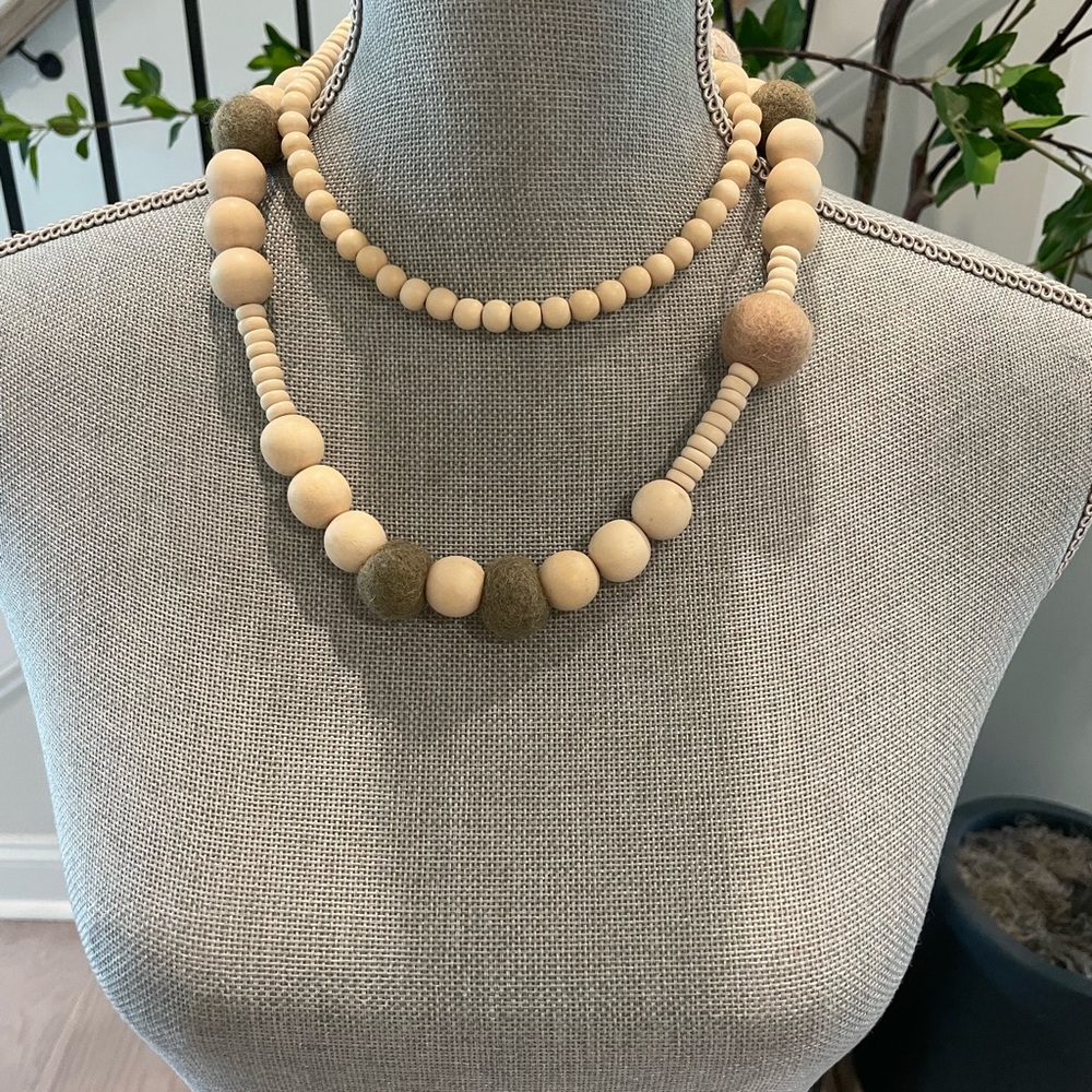 Elegant Wooden and Felt Bead Necklace
